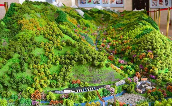 七里河多媒体沙盘模型:为展示与规划提供高效解决方案